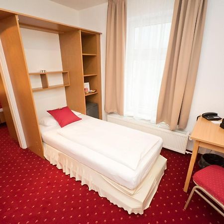 Halle  City-Hotel Am Wasserturm Halle מראה חיצוני תמונה