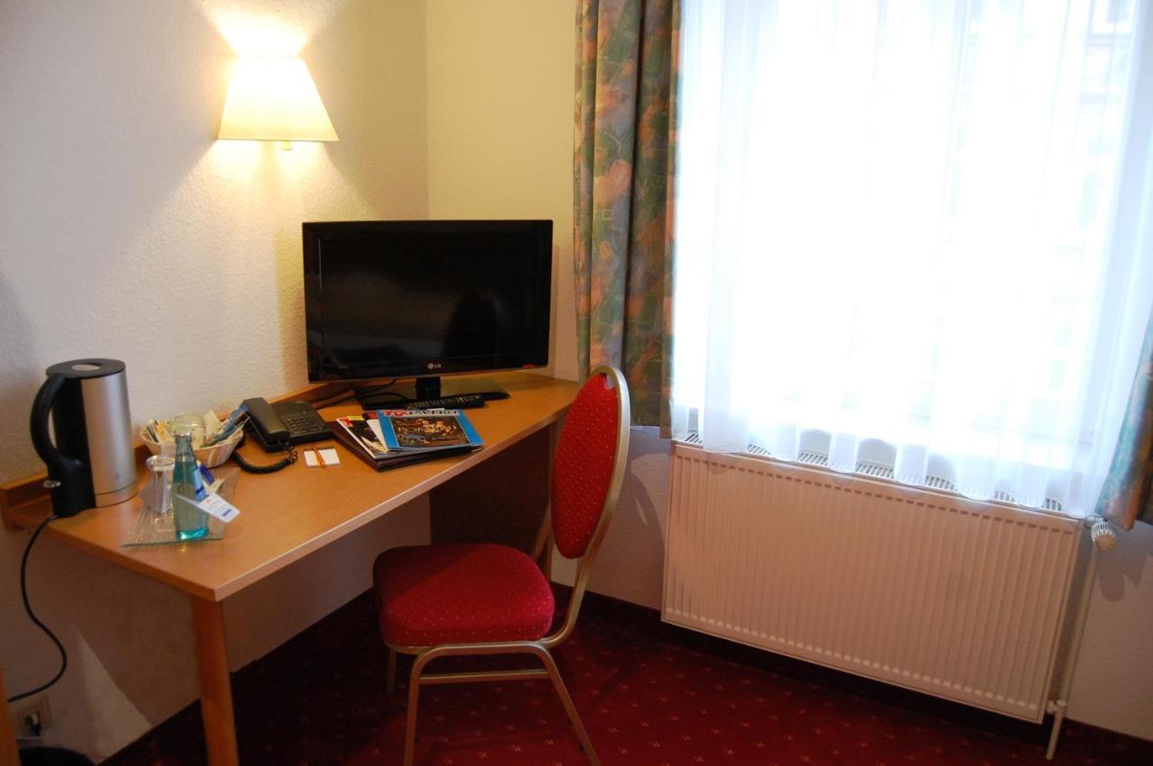 Halle  City-Hotel Am Wasserturm Halle מראה חיצוני תמונה