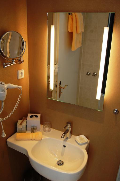 Halle  City-Hotel Am Wasserturm Halle מראה חיצוני תמונה